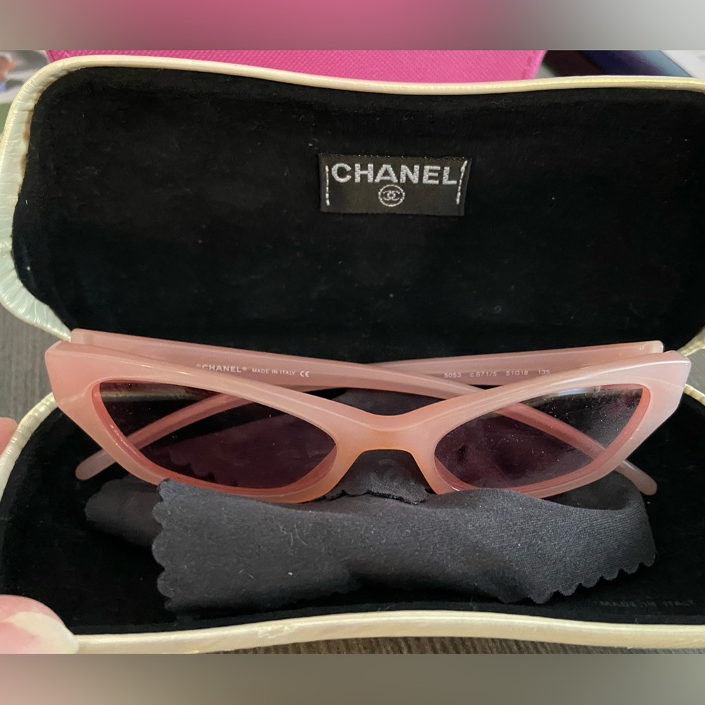 Chanel pink glasses and opal-like case